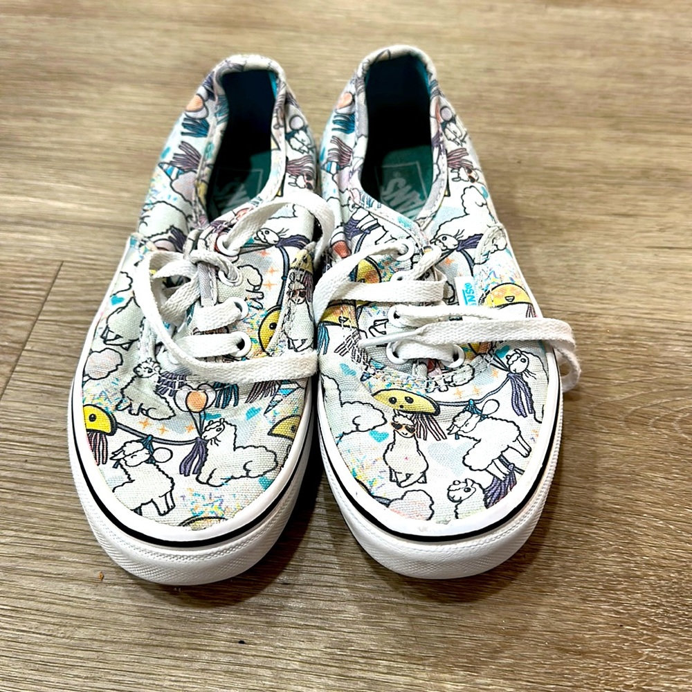 Llama taco party vans